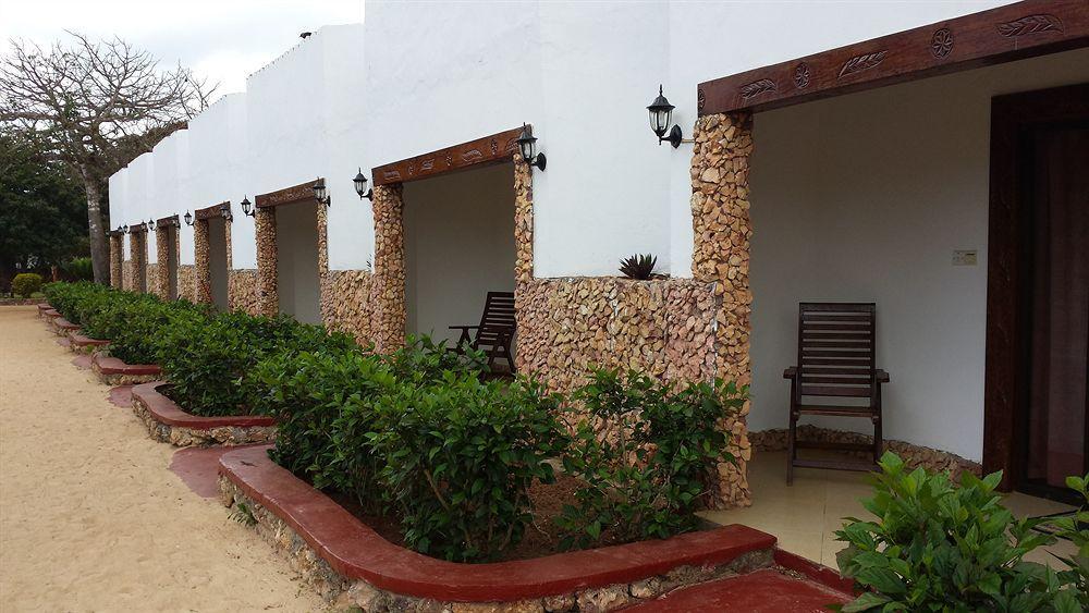Baobab Beach Resort Nungwi Luaran gambar